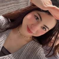 70+ "Uyen-uyen" profiles