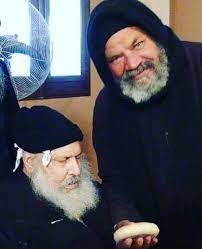 صانع العجائب - يتذكر القمص اشعياء الانبا بولا موقفاً عن... | Facebook