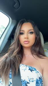 Having a Moment 🎓📜 NEW GRAD ALERT🚨 Makeup by : rosestylez 🔥🔥