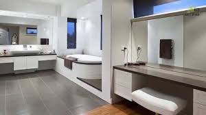 Décryptage des tendances et des astuces pour l'aménagement et l'optimisation de l'espace dans une petite salle de bain moderne et fonctionnelle. Deco Salle De Bains Modernes Youtube