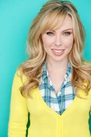 Lisa Arnett's Instagram, Twitter & Facebook