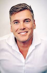 Rob Jeffrey's Instagram, Twitter & Facebook