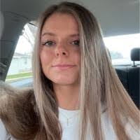 Raelynn Smith's Instagram, Twitter & Facebook