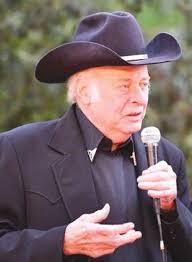 Robert Poppleton's Instagram, Twitter & Facebook