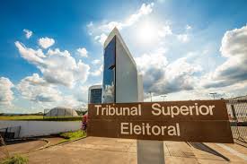 Especialistas elogiam iniciativa do TSE de impor regras para IA