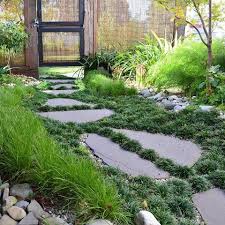 Mark Bickerdike S Garden In Buninyong A Great Example Of How A Designer Can Use Space Well And Create Depth Thr Garden Design Japanese Garden Botanical Gardens