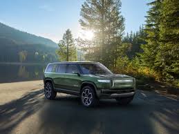 Rivian R1s Electric Suv Goes Family Style With 7 Seats 410