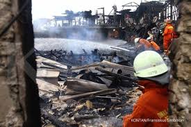 Trimitra putra mandiri desember 2020. Pasar Ubud Terbakar 3 Damkar Dikirim