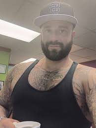 Inmate seeking pen pals for friendship and discussion