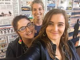 Amy Martin (@EntertainingAmy)