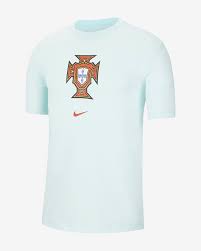 La stringa di ricerca non deve contenere simboli % o _ e deve presentare una lunghezza di almeno 3 simboli. T Shirt Da Calcio Portogallo Uomo Nike Ch