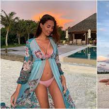 Řím za něj zaplatí víc než barcelona za messiho! Kde Ma Tehotenske Brisko Modelka Kristyna Schickova V 5 Mesici Drazdi V Plavkach Expres Cz