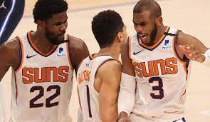 The star that provides light and heat for the earth and around which the earth moves: Nba Phoenix Suns Mit Wechselhaftem Saisonstart Mit Chris Paul Und Devin Booker Wann Macht Es Klick