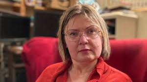 Cymorth i farw: 'Byddwn i'n gwneud yr un peth â mam yn ei sefyllfa hi'