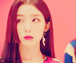 The hime cut trope as used in popular culture. Hime Got A Hime Cut Reveluvs Explosive Responses Toward Irene S New Hairstyle Were