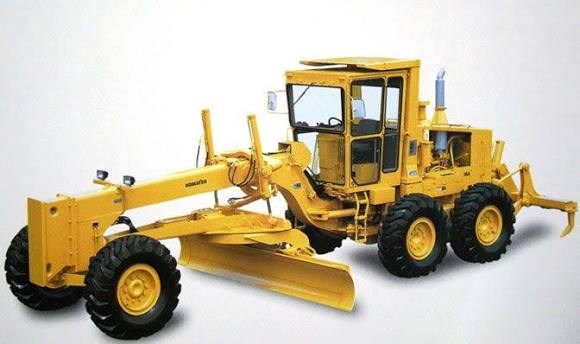 Komatsu GD705A-4 Motor Grader