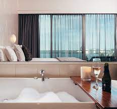 Port lincoln hotel also offers many facilities to enrich your stay in port lincoln. Accommodation Port Lincoln Hotel