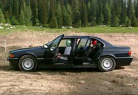 Welcome to e38.org, a site dedicated to sharing information about bmw automobiles, their maintenance, modifications and enjoyment. Gepanzerter Bmw 7er Video Zu Entwicklung Erprobung E38