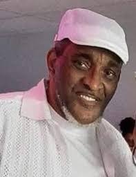 Davis Tucker's Instagram, Twitter & Facebook