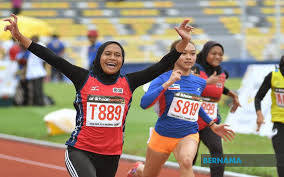 Pelakon terkenal hairul azreen mendedahkan dirinya dan isteri, pengacara hanis zalikha tidak mempunyai pembantu rumah atau 'maid' di rumah mereka. Bernama 100m Wanita Olimpik Tokyo Bakal Jadi Titik Perubahan Azreen Nabila Nazmizan