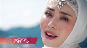 Segala nimat hidup ini hanyalah darinya tempat ku berlindung diri hanyalah padanya meski kadang ku terlupa dan jauh. Tiada Tuhan Selain Allah Baby Sexyola Shazam