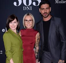 Her zodiac sign is gemini. Impresionante Interview A Los Protagonistas De La Pelicula 365 Michele Morrone Y Anna M Sieklucka Bitacora Me