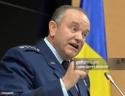 278 General Breedlove Photos & High Res Pictures