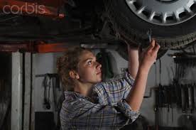 Mechanic Senior Picture Ideas Grease Monkey Senior Pictures Mechanicseniorpictures Woman Mechanic Girl Mechanics Mechanics Aesthetic