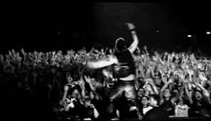 Depeche Mode Never Let Me Down Again текст песни Https Encrypted Tbn0 Gstatic Com Images Q Tbn 3aand9gctniiqdbascnh3yiqzirrhctwhvyi4g3mofvw Usqp Cau