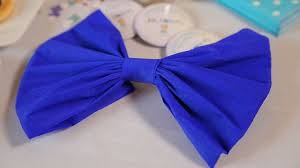 Un papillon en origami est très amusant et facile à faire. Tuto Video Fabriquer Un NÅud En Papier Crepon Papier Crepon NÅud En Papier Noeuds En Papier