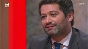 André claro amaral ventura (algueirão, sintra, 15 de janeiro de 1983) é um político, professor universitário e comentador desportivo português. Andre Ventura Ameaca Castelo Branco Em Direto Nao Vai Ter Lugar Em Portugal A Ferver Vidas