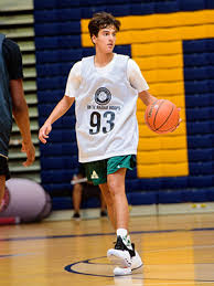OTRHoopsReport: Featured Player from the 2018 Super 64 Camp