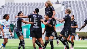 América domina la Liga MX Femenil y golea a Cruz Azul