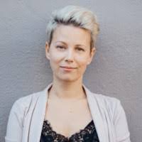 Laura Lace's Instagram, Twitter & Facebook