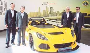 Jualan kereta di malaysia menjunam daripada 404,000 unit pada 1997 kepada 163,851 pada 1998 berikutan krisis kewangan asia 1997. Taruhan Baru Lotus