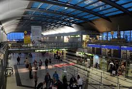 Geboren und aufgewachsen im bergischen land, fürs studium ins rheinland gezogen und schließlich das ruhrgebiet lieben gelernt. Dortmunder Flughafen Weist Besseres Jahresergebnis Aus Airliners De