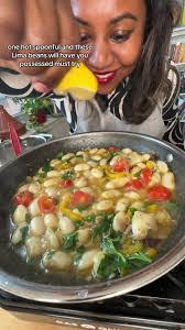 Bean Beans's Instagram, Twitter & Facebook