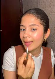 Outfit Camisa Blanca Mujer Con Chaleco