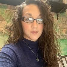 Danielle Sloan's Instagram, Twitter & Facebook