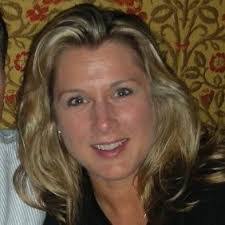 Deanne Solomon's Instagram, Twitter & Facebook