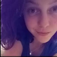 Lucie Kate Layton (@LucieKatee)