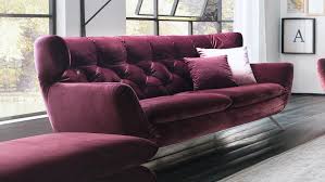 Dessutom har den ett präglat mönster, till exempel ett tapetmönster. Sofa Sixty 2 5 Sitzer Bezug Velour Stoff Purple Gestell Chrom 200 Cm