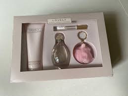 Alibaba.com offers 809 sarah jessica parker perfume lovely products. Lovely Sarah Jessica Parker Perfume Health Beauty Perfumes Deodorants On Carousell