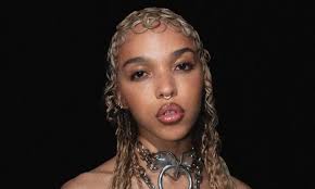 FKA twigs Marks Atlantic Records Partnership with "Joyful" New Mixtape