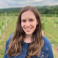 Kira Holmes's Instagram, Twitter & Facebook