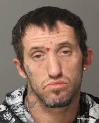 LLOYD TRAVIS LEE 12/24/2022