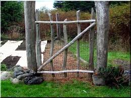 6 8 Cm In Diameter Naturally Increased Curved Fence Elem Rustic Fence Garden Grid Garden Poles