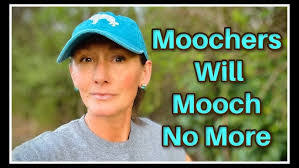 Heather Szymczak's Instagram, Twitter & Facebook