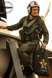 Tom cruise is superb as maverick mitchell, a young flyer who's out to become the best. Top Gun Maverick Releases New Photos As Director Breaks Silence Ew Com
