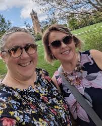 Deanne Stuart's Instagram, Twitter & Facebook